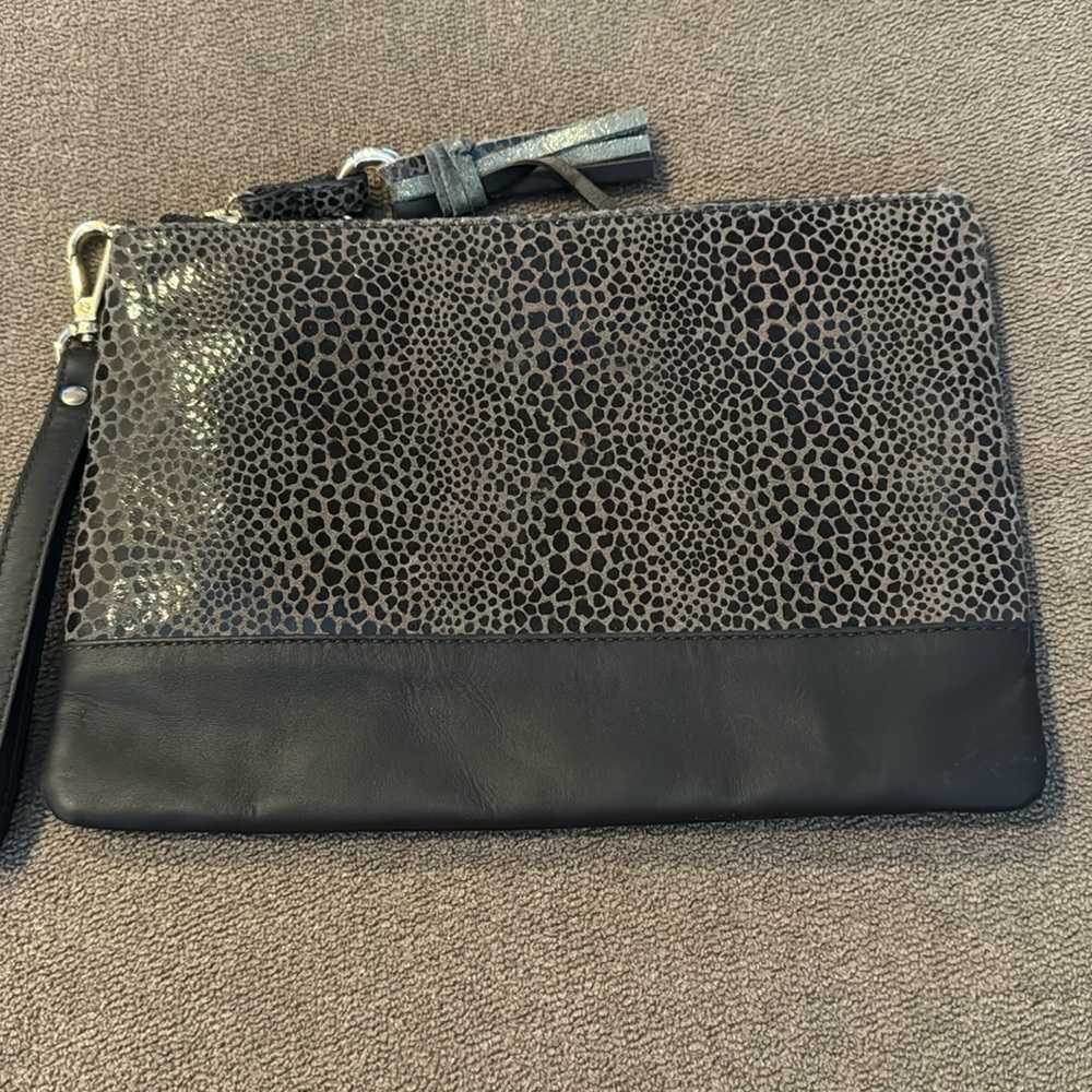 Chico's Brown Leather Embossed Clutch Bag Purse Envelope (TD)